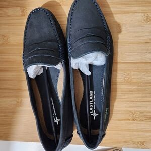 Eastland Women's Navy Blue Penny Loafers Size 7.5 Patricia Moccasin